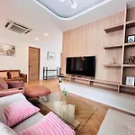96 Villa Ruamchok