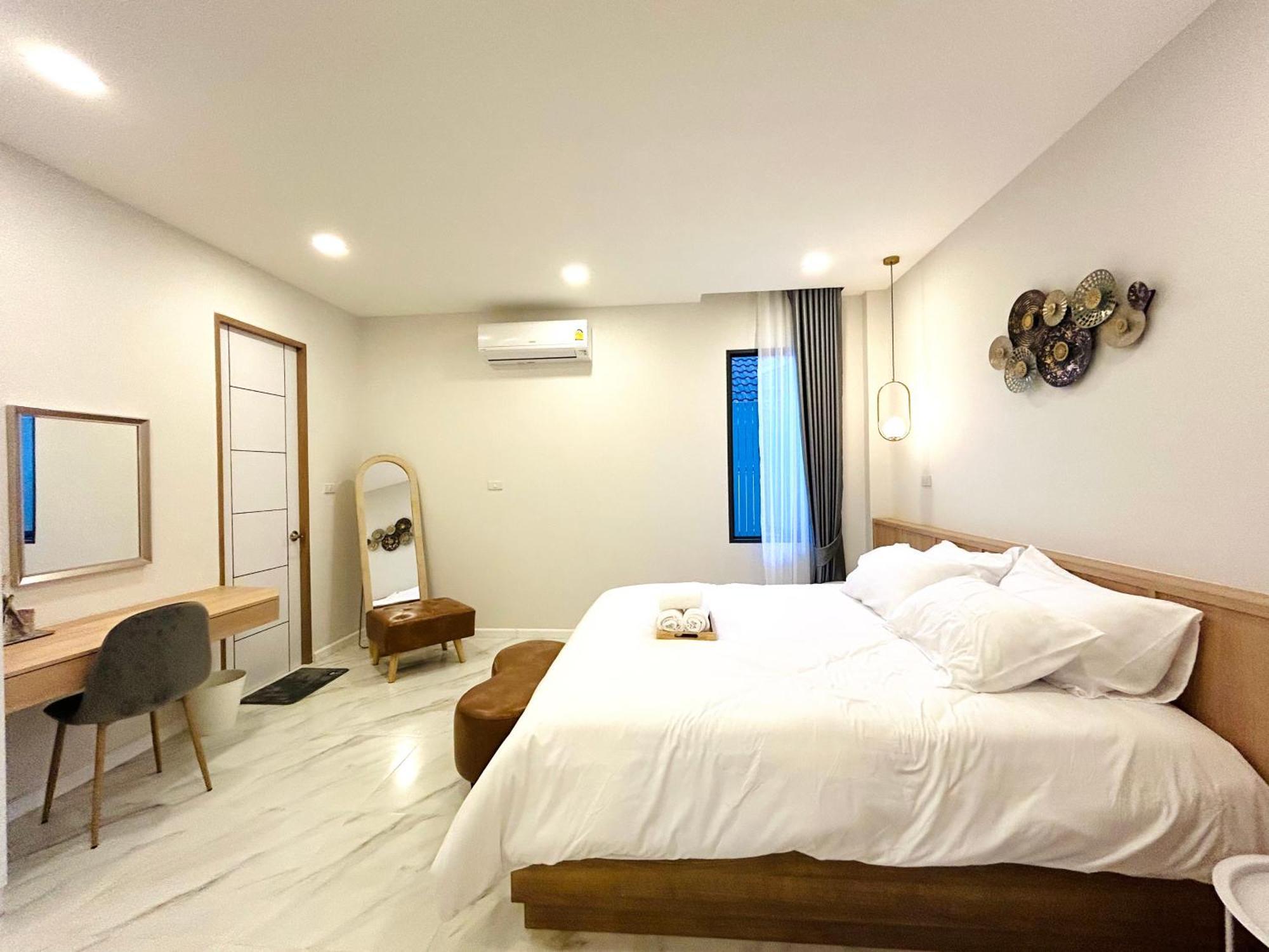 96 Ruamchok Villa